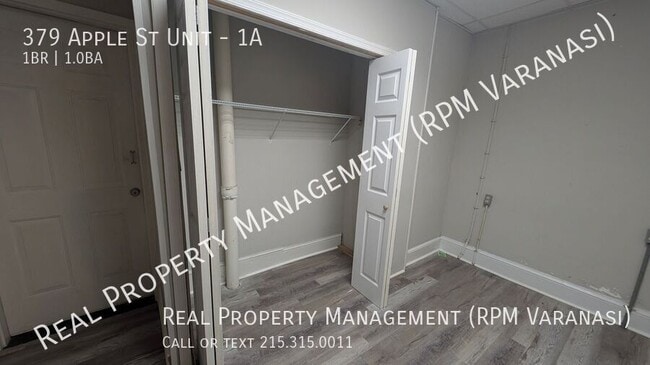 Building Photo - 379 Apple St