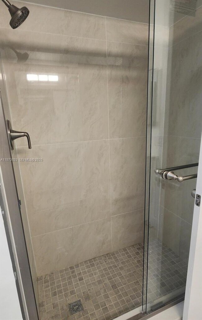 Building Photo - 10789 NW 9th Ct