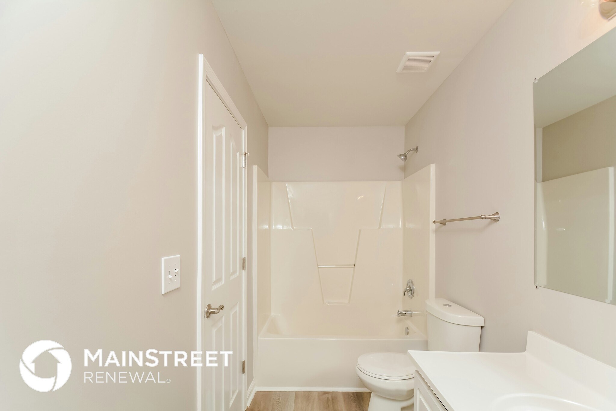 Building Photo - 1 Moonstone Ct