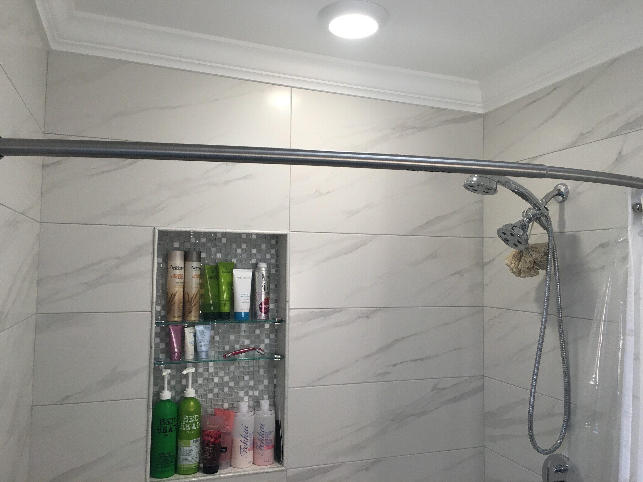 Main bath - 130 Diamond Ln