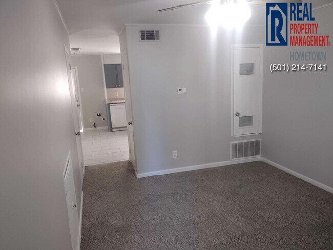 Building Photo - 5301 Southboro Ct