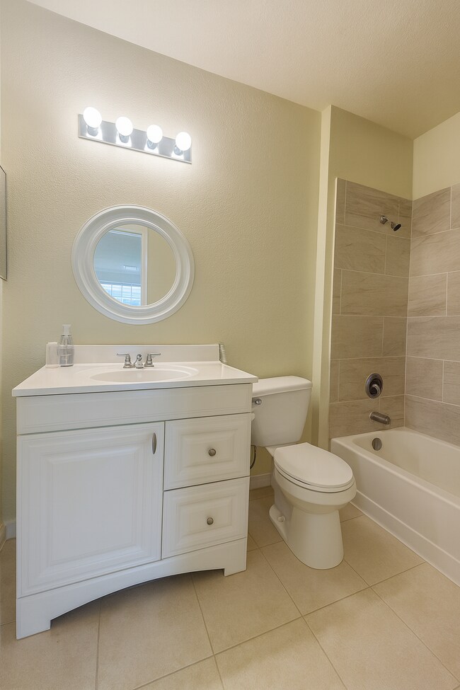 Building Photo - 2612 Robert Trent Jones Dr