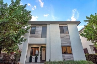 Building Photo - 4363 NW 81st Ave