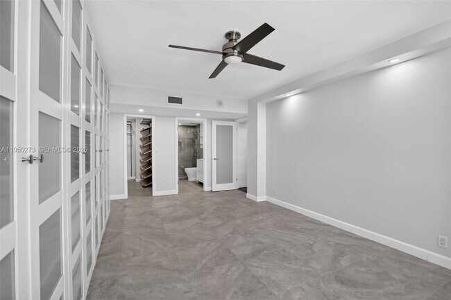 Building Photo - 1625 SE 10th Ave