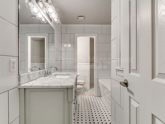 Building Photo - 3108 NW 43rd St