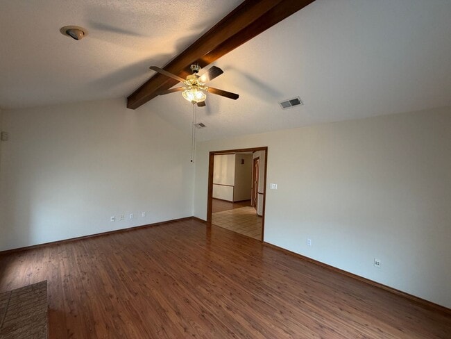 Building Photo - 3 Bedroom Single Story Home Available Near Juan Tabo Blvd SE & Southern Blvd SE!