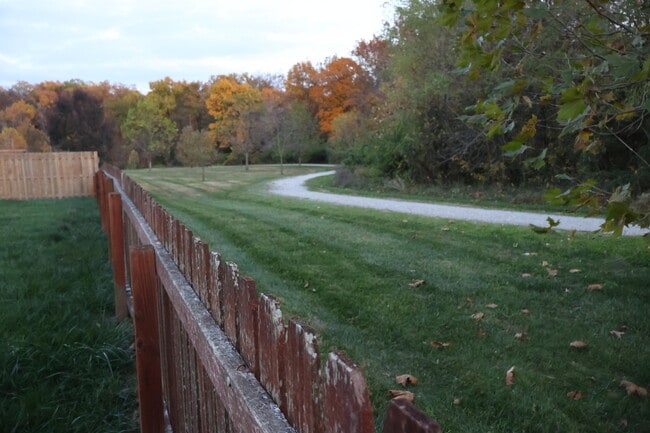 Building Photo - 5806 Freeport Way