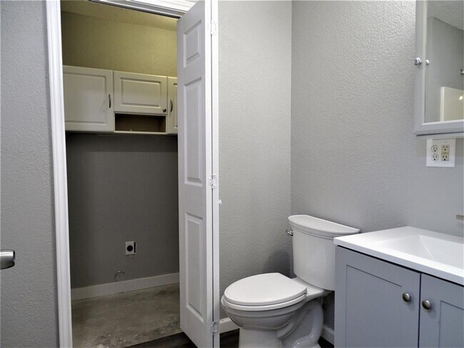 Building Photo - 22070 Flanagan Cir