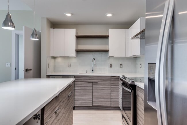 Building Photo - 476 Enterprise Blvd