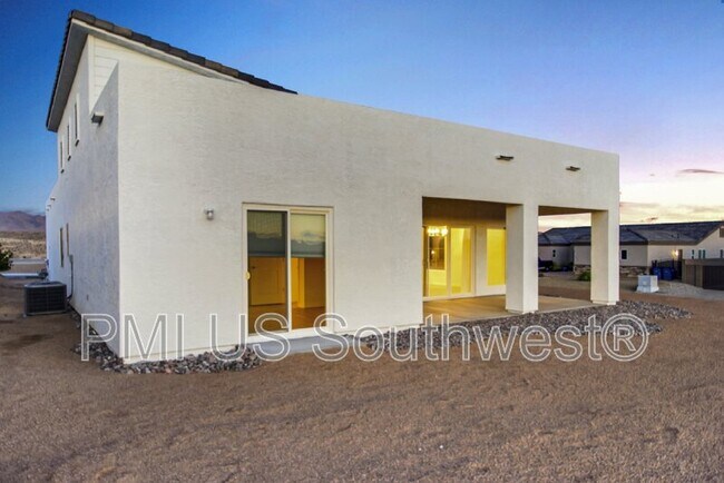 Building Photo - 2591 Trade Wind Dr