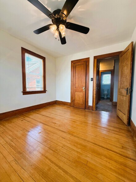 Bedroom 2 - 23 Stein Ave