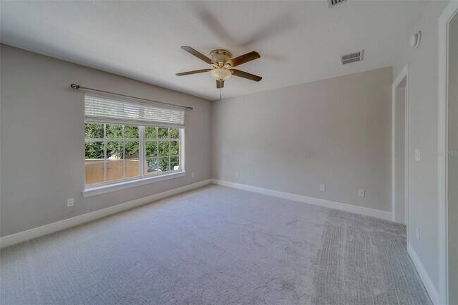 Building Photo - 270 Valencia Cir