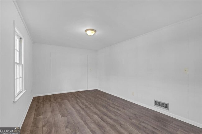 Building Photo - 2080 Bluffton Way