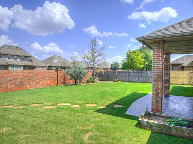 Building Photo - Charming home in Deer Creek Schools + Lone...