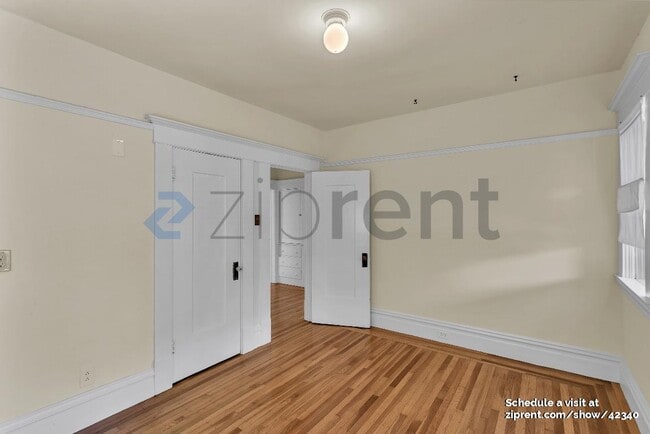 Building Photo - 654 Chetwood St