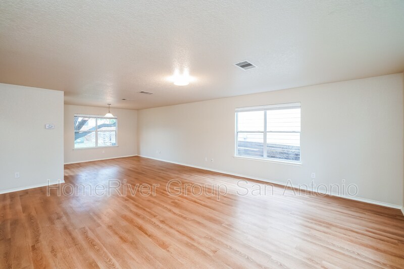 Building Photo - 10611 Manor Creek
