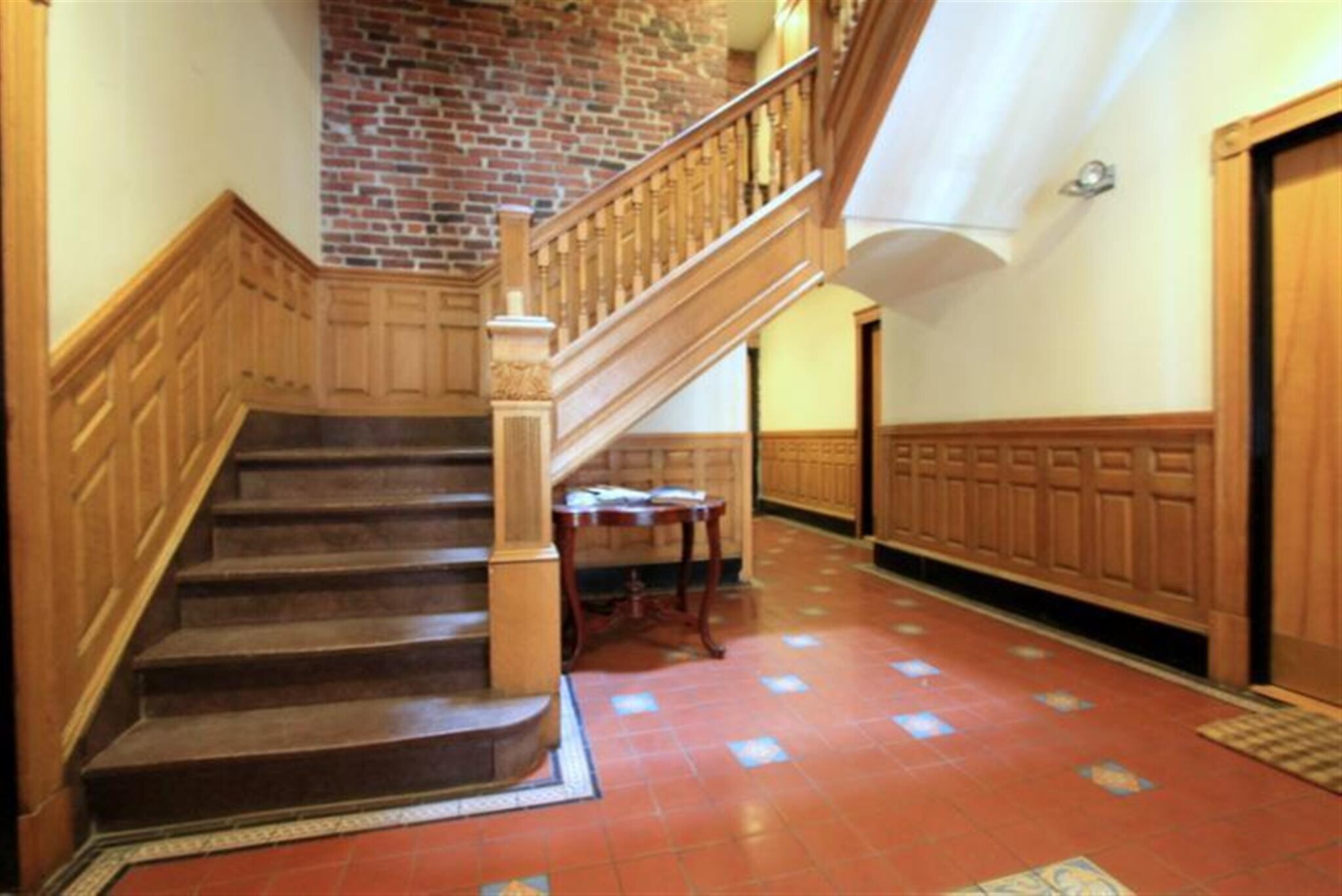 Building Photo - 97 Hancock St