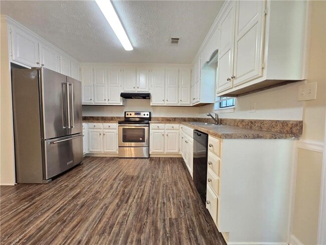 Building Photo - 7846 Melanie Dr