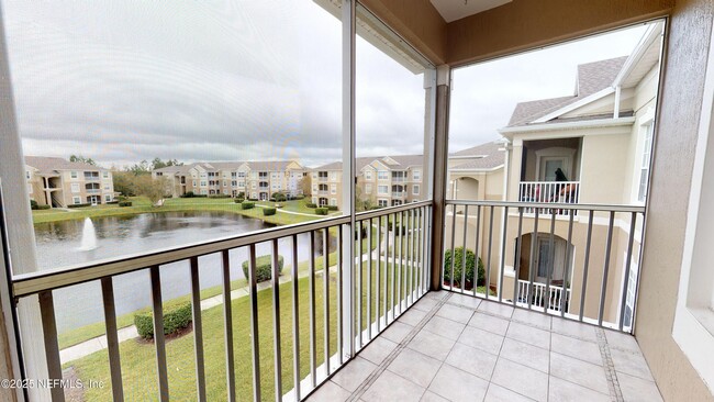 Building Photo - 7990 Baymeadows Cir E