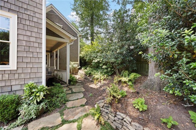 Building Photo - 3487 Habersham Rd NW