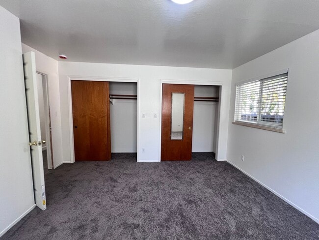 Building Photo - 37565 2nd St