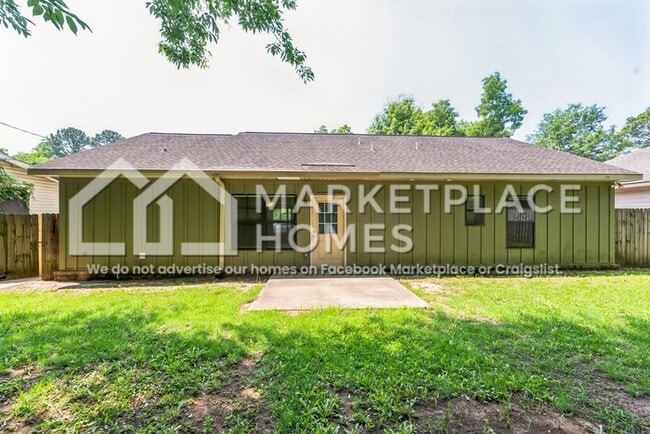 Building Photo - 3560 21st St