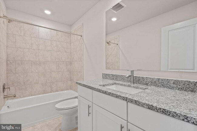 Building Photo - 502 Downswing Rd