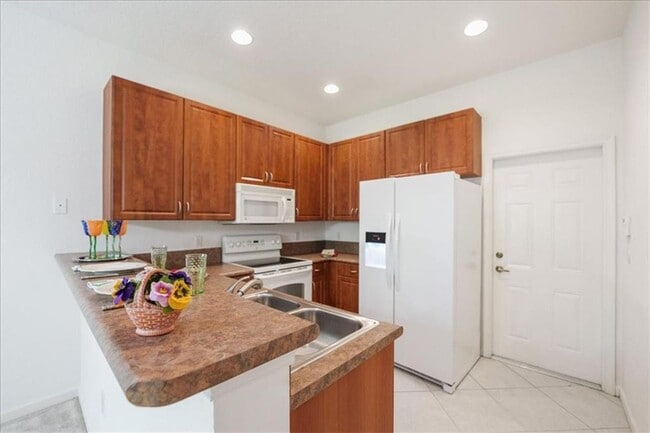 Building Photo - Gated Community in Vero Beach