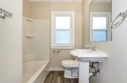 Building Photo - 4015 5th Ave S