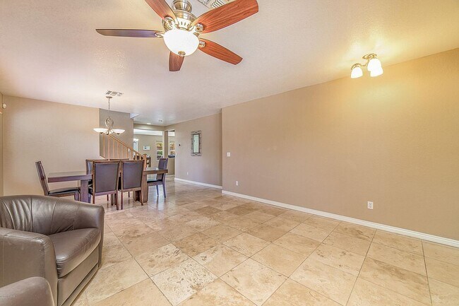 Building Photo - 13127 N Deergrass Dr