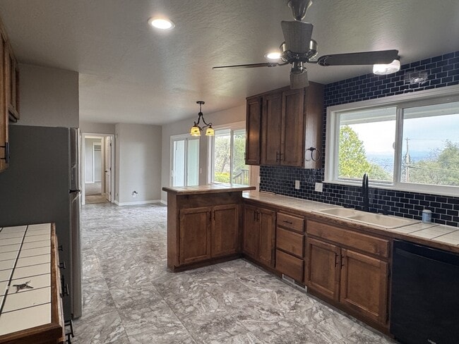 Building Photo - 17554 Patricia Way