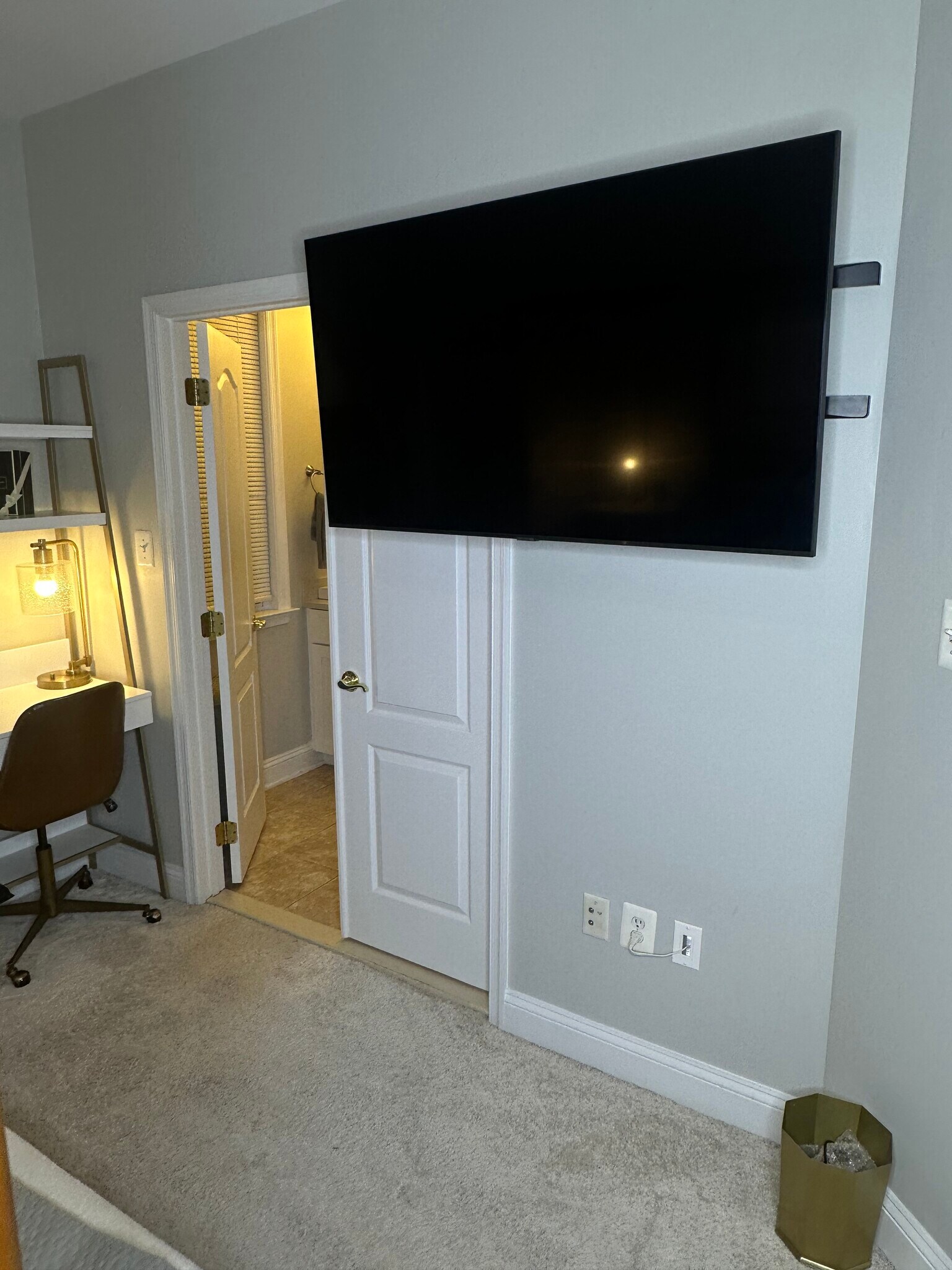 Building Photo - 4013 Columbia Pike