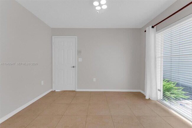 Building Photo - 10635 NW 54th St