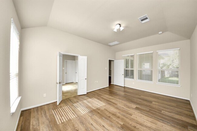 Building Photo - 18611 Tanglerose Ct