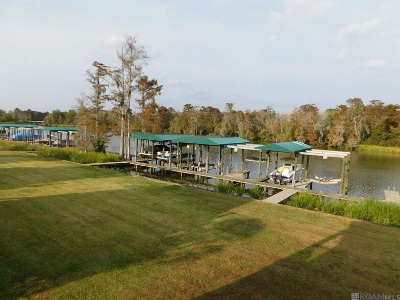 Building Photo - 11182 River Highlands Dr