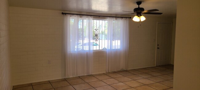 Living Room - 1375 E Louisiana Dr