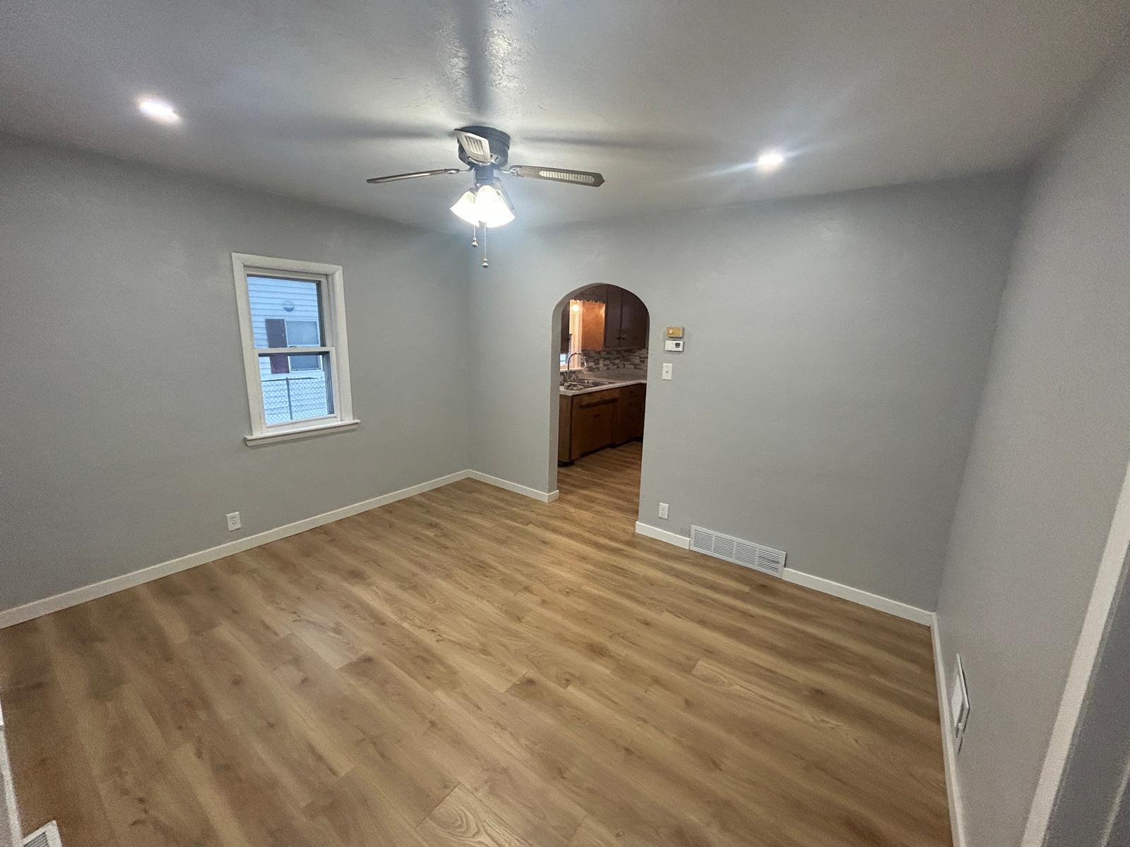 Building Photo - 1545 7th St