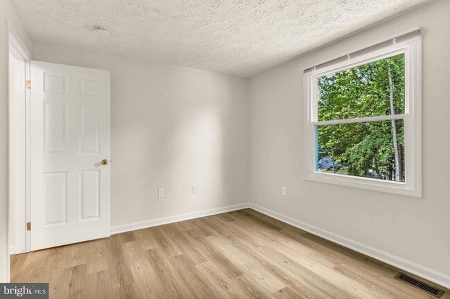 Building Photo - 10640 Gorman Rd