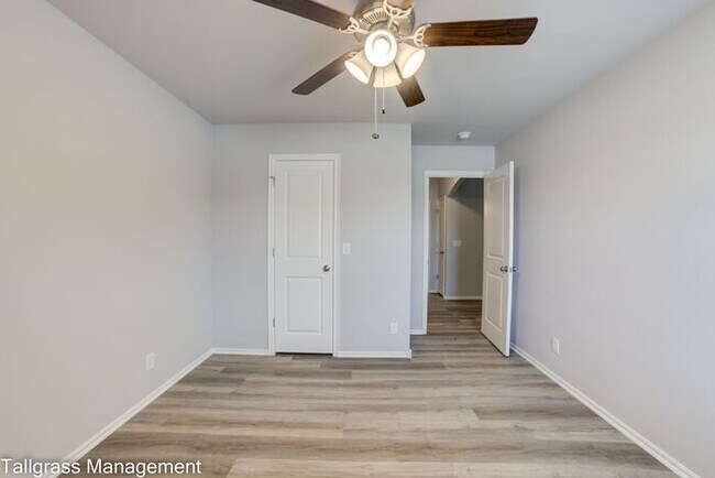 Building Photo - 4/2.5/2 New Construction in Broken Arrow!