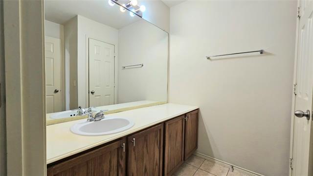 Building Photo - 501 Jeans Creek Dr
