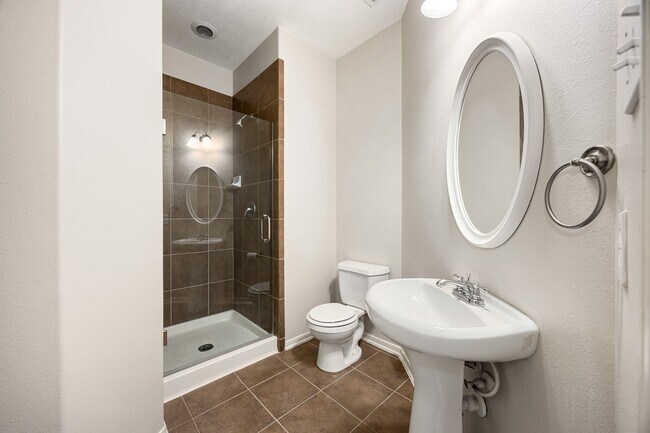 Building Photo - 25202 Florina Ranch Dr