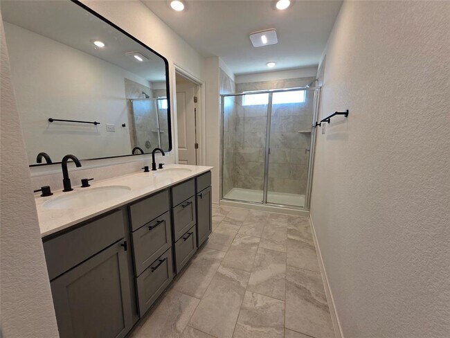 Building Photo - 561 Pepperbark Loop