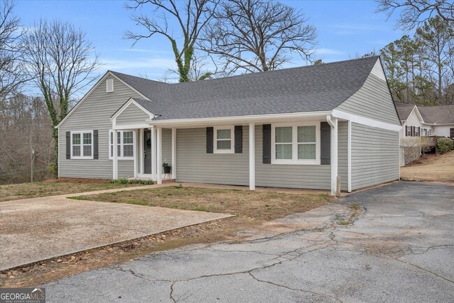 Building Photo - 713 N Lakeshore Dr