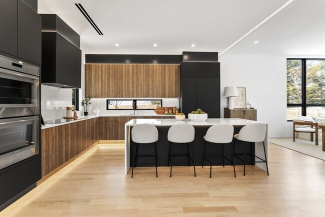 Building Photo - 90 Auburndale Ave