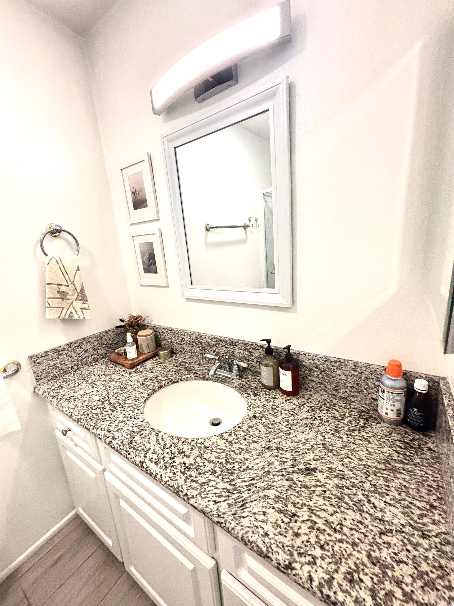 Building Photo - 501 18th St