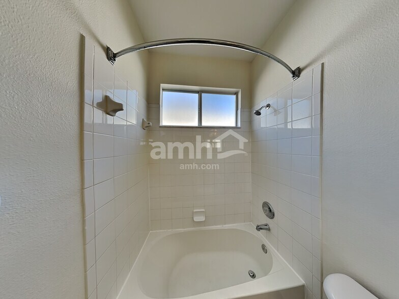 Building Photo - 11608 Jordans Landing Ct