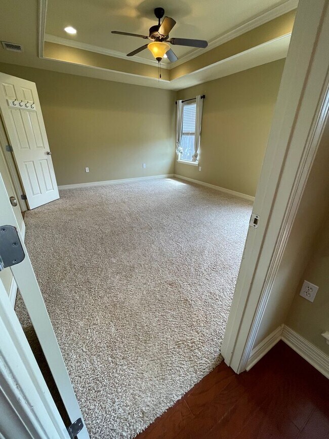Building Photo - LEGACY SUBDIVISION- PET FRIENDLY