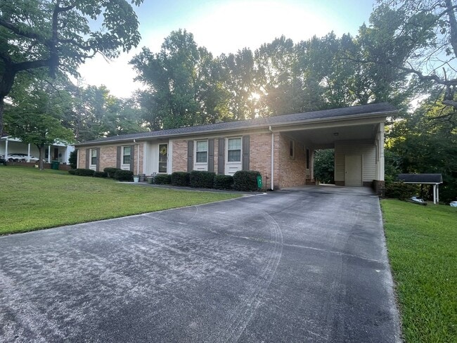 Building Photo - Lillington