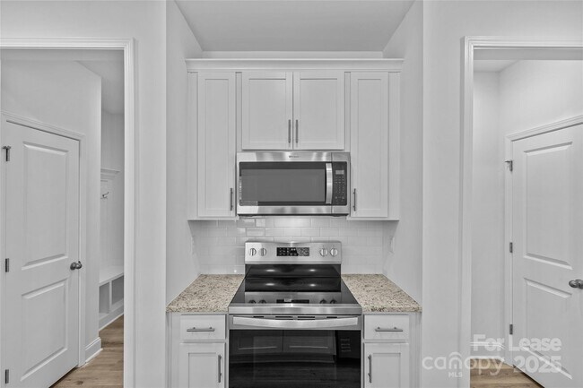 Building Photo - 4008 Crooked Spruce Ct