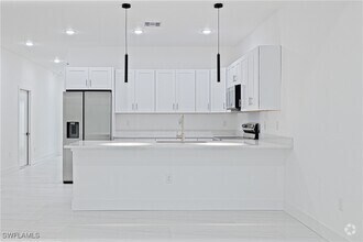Building Photo - 4717-4719 14th St SW